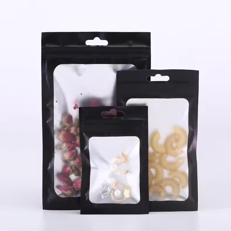 Matte Black Resistant Bau Plastik Zip Lock Packaging Tas Mylar Dengan Jendela yang Jelas