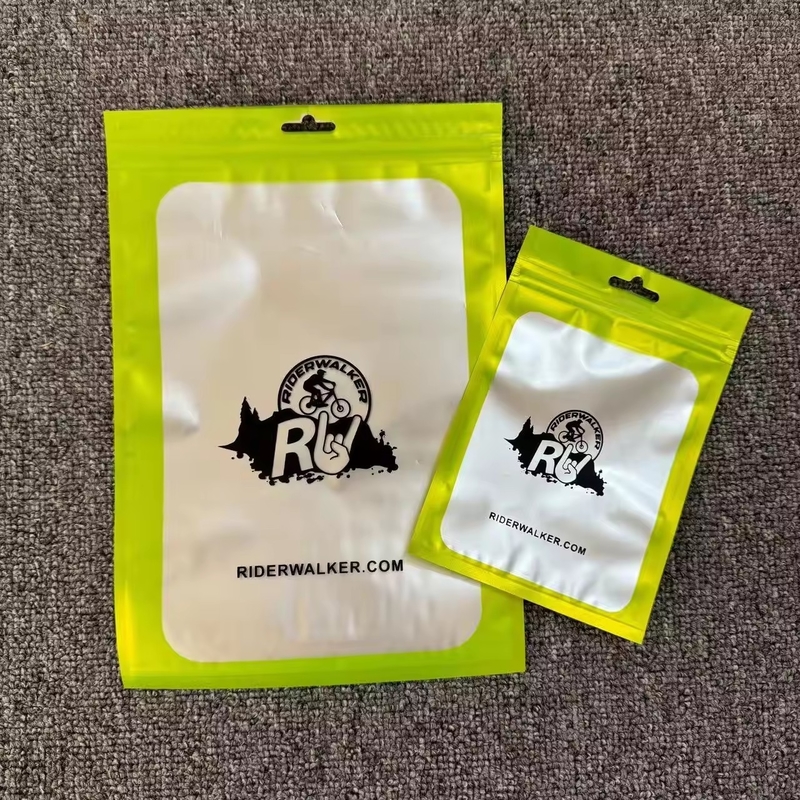100 Piece Mylar Proof Bau Tas yang Bisa Ditutup Kembali Dengan Jendela Terbuka Zip Lock Closure Perhiasan Kantong Plastik Transparan